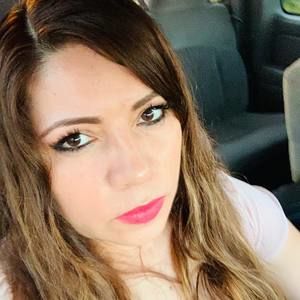 Meet your Posher, Mary d